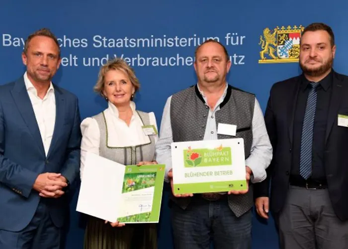Beim Wartner - & *